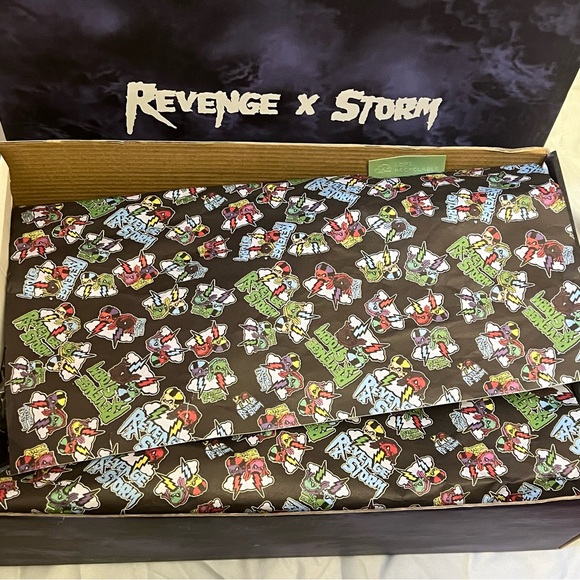 Revenge X Storm Size 10 New in Box high tops - Picture 9 of 11